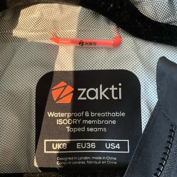 Rain jacket - Picture 3 of 3